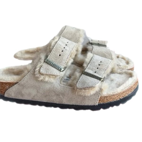 BIRKENSTOCK- כפכפי נשים