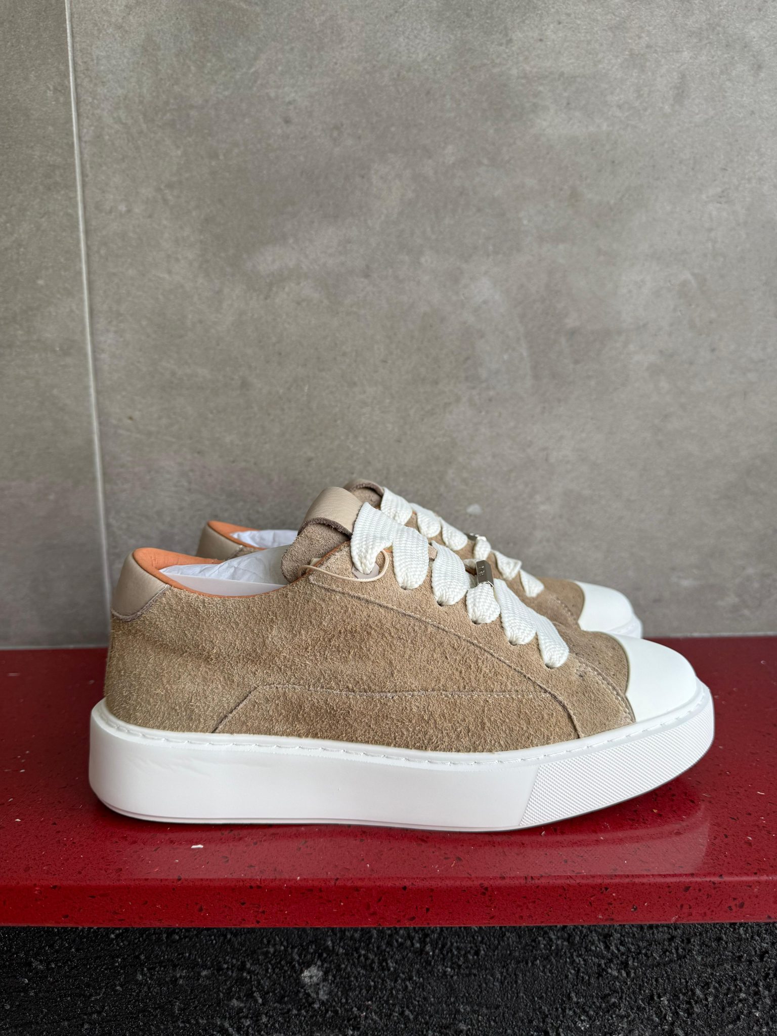 a9c253cc-4fc3-4912-8a85-334eddfafaae