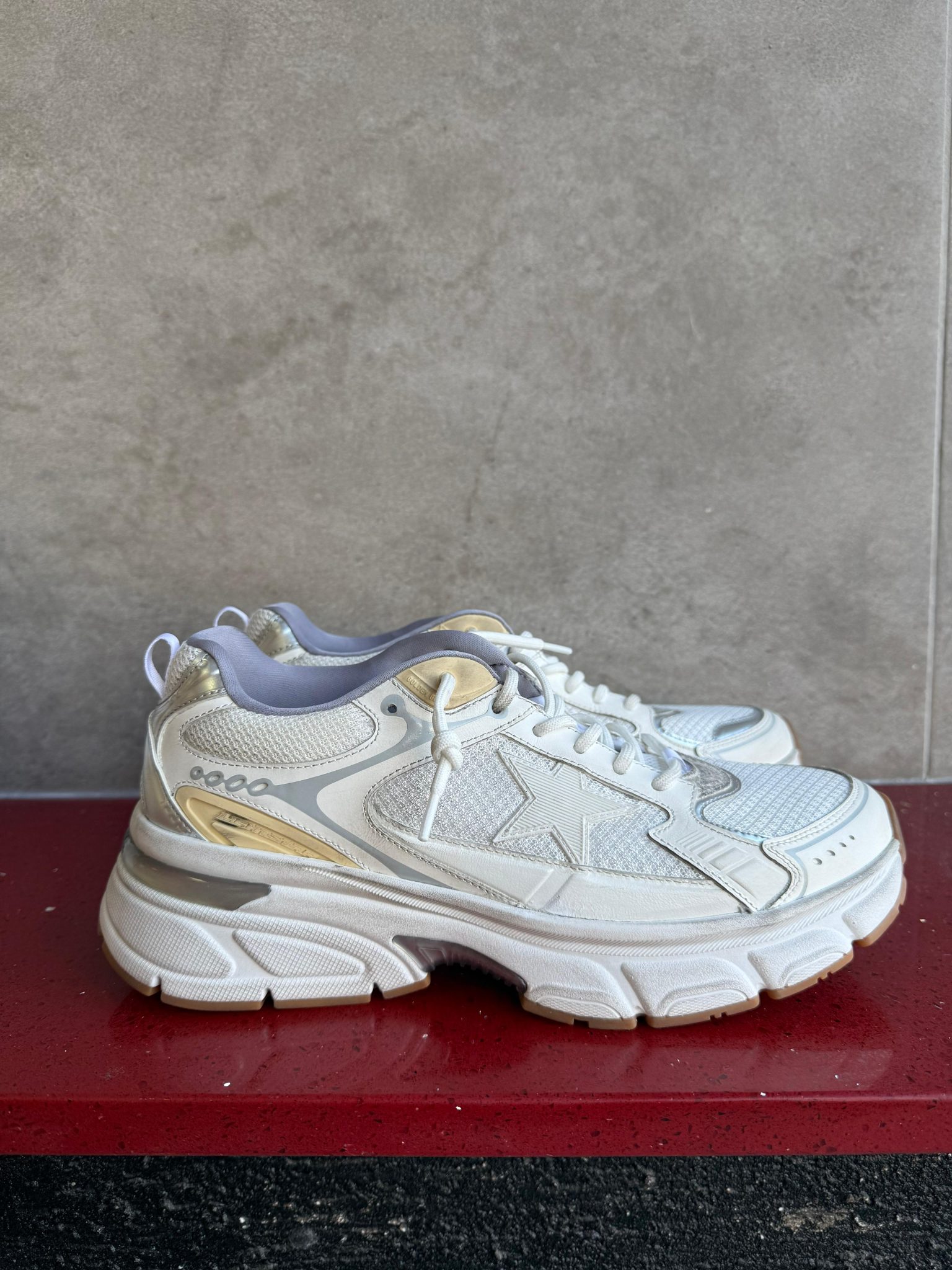 f9ce0892-ede1-46d1-94bc-cfe1a59f30a2