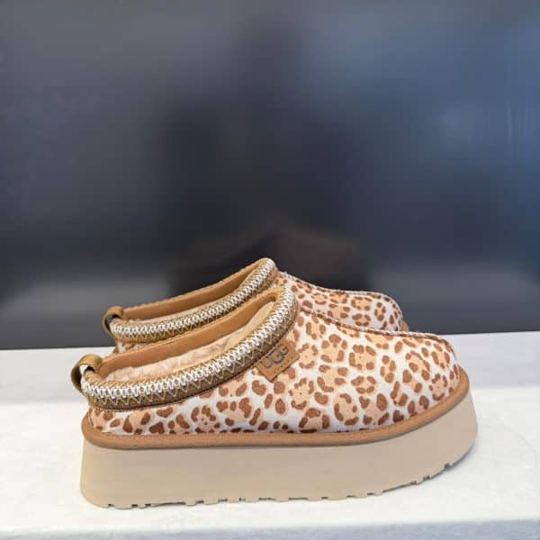 נעלי ugg נשים קיץ 2026